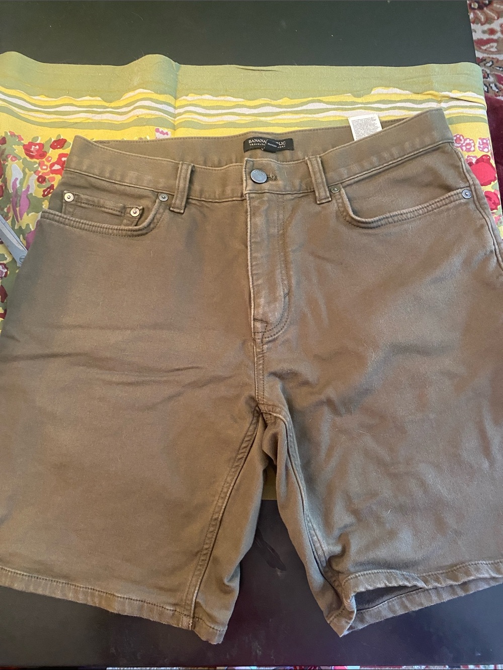 Banana Republic Women’s khaki GreenCotton Blend Jean Shorts